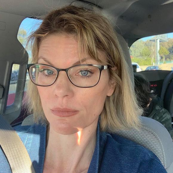 Meet your Posher, Amy - Picture 1 of 1